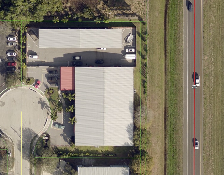 More Photos Of 7107 24th Ct E, Sarasota Warehouse For Sale