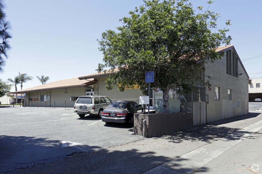 More Photos Of 200 S Beach Blvd, La Habra Medical For Lease