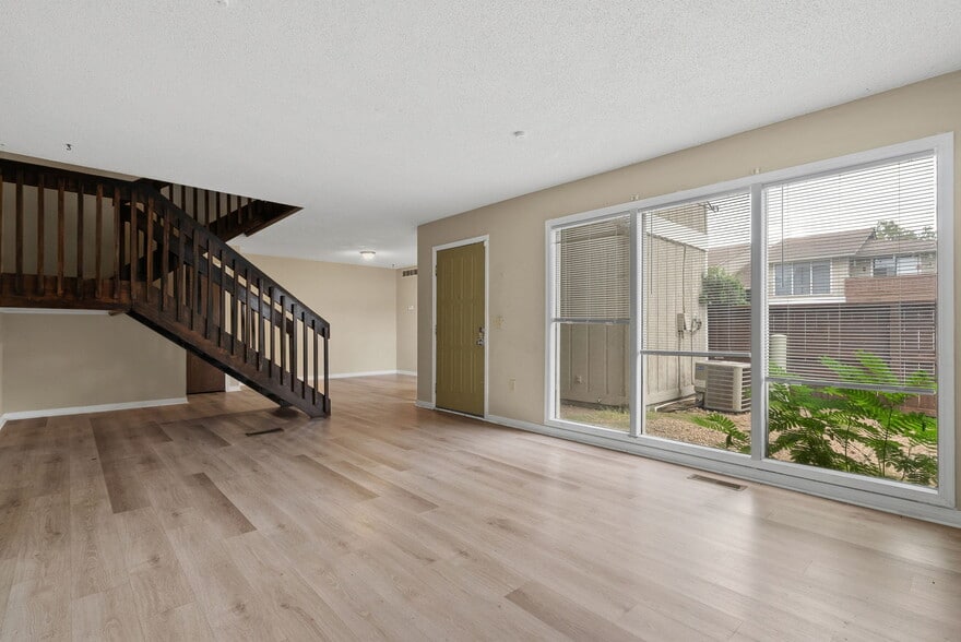 More Photos Of 2401 S 50th St, Fort Smith Apartments For Sale