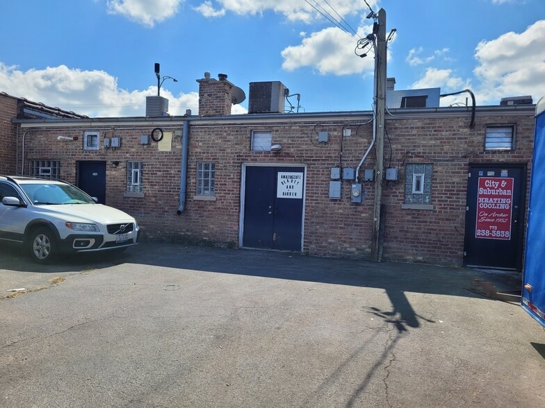 More Photos Of , Chicago General Retail For Sale