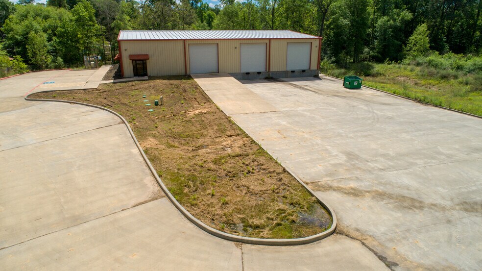 More Photos Of 24396 FM 2090 Rd, Splendora Light Distribution For Sale