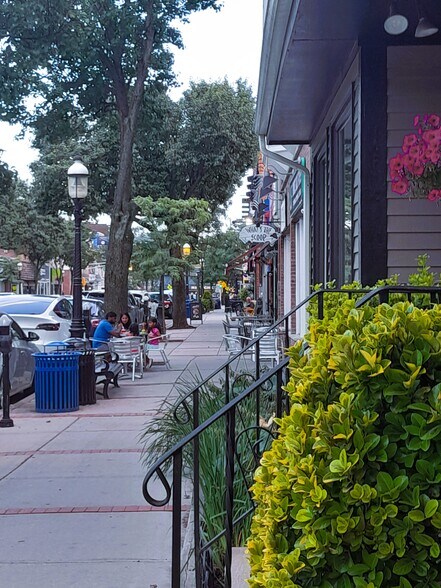 More Photos Of 476 Main St, Metuchen Storefront Retail Residential For Sale