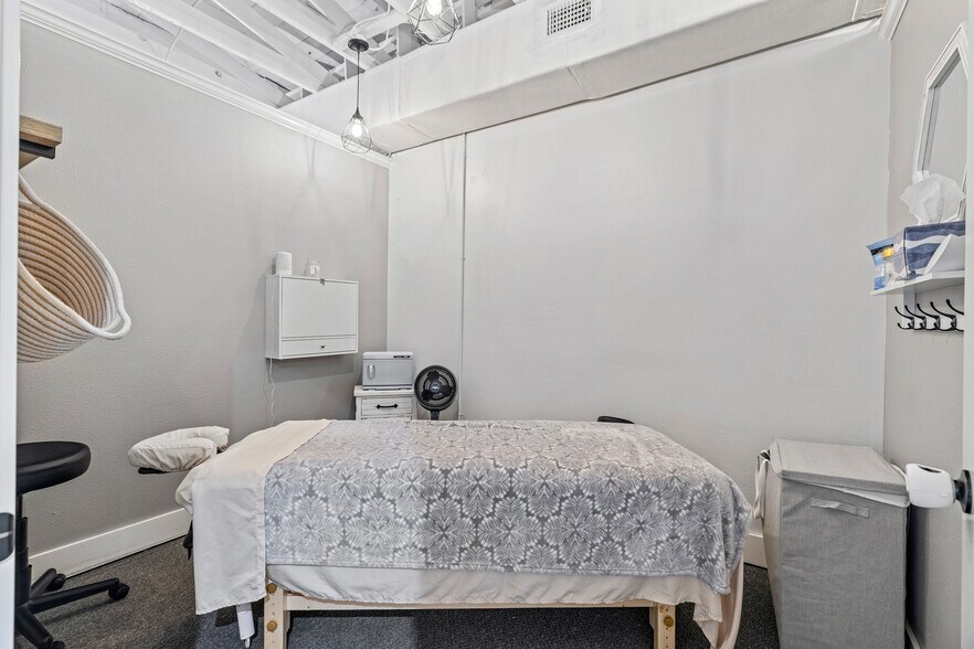 More Photos Of 317 Wood St, West Monroe General Retail For Sale