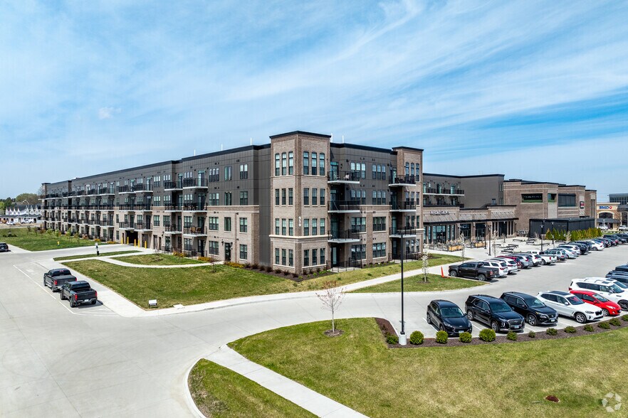 More Photos Of 950 Jordan Creek Pky, West Des Moines Apartments For Lease