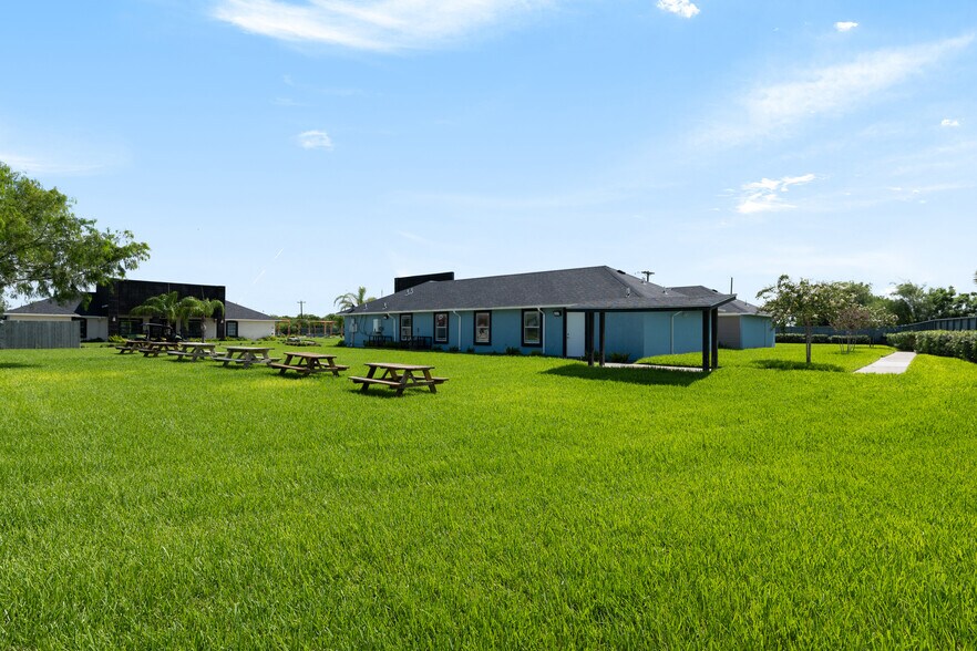 More Photos Of 715 N Medford Rd, Brownsville Lodge Meeting Hall For Lease