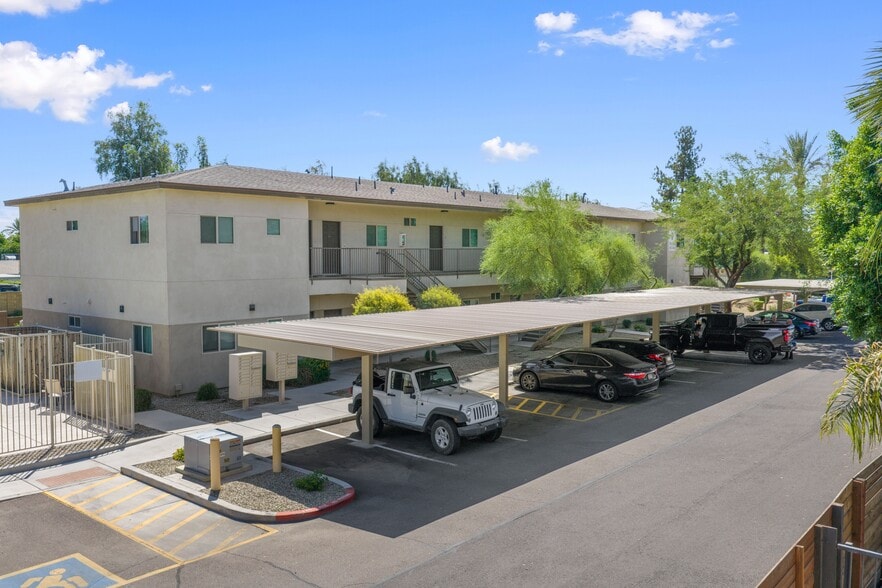 More Photos Of 2016 W Orangewood Ave, Phoenix Apartments For Sale