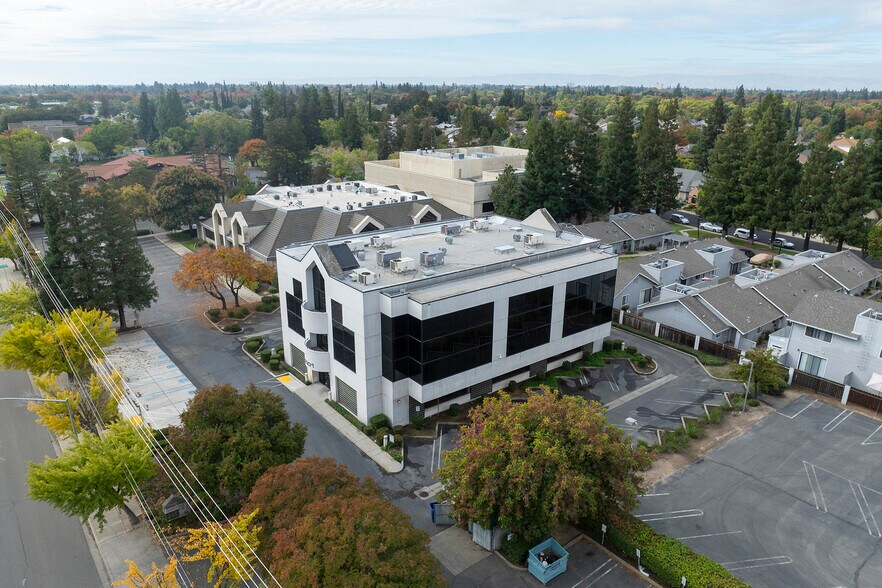 More Photos Of 1501 Oakdale Rd, Modesto Medical For Lease