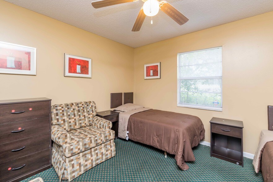 More Photos Of 15458 Snow Memorial Hwy, Brooksville Assisted Living For Sale