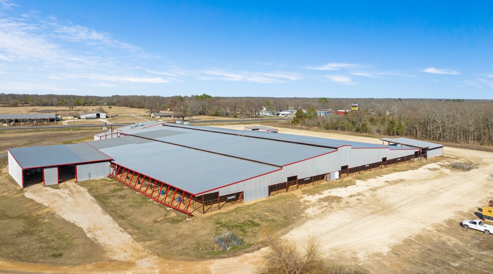 More Photos Of 3536 US Highway 82 E, Paris Specialty For Sale