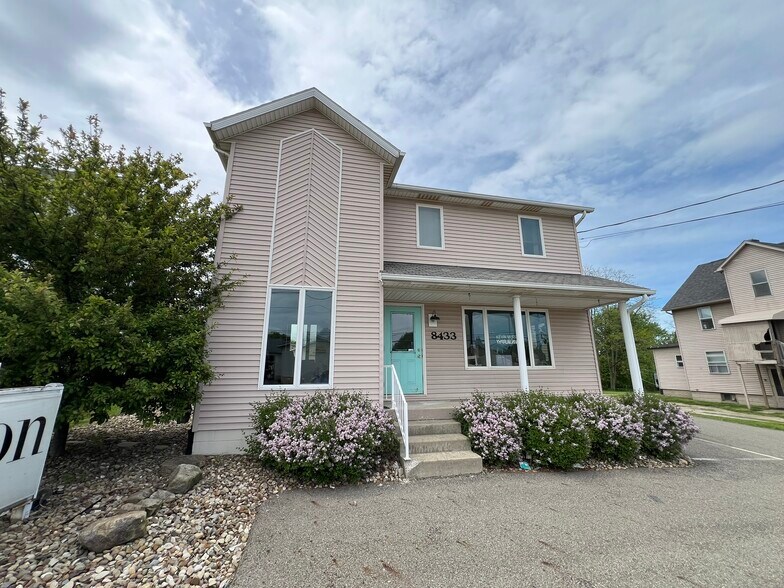 More Photos Of 8433 Cleveland Ave NW, Canton General Retail For Sale