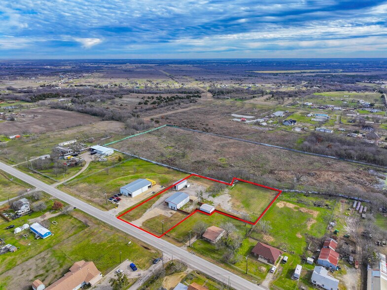 More Photos Of 11900 FM 1392, Terrell Warehouse For Lease