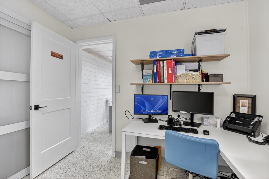 More Photos Of 665 SE 10th St, Deerfield Beach Medical For Sale