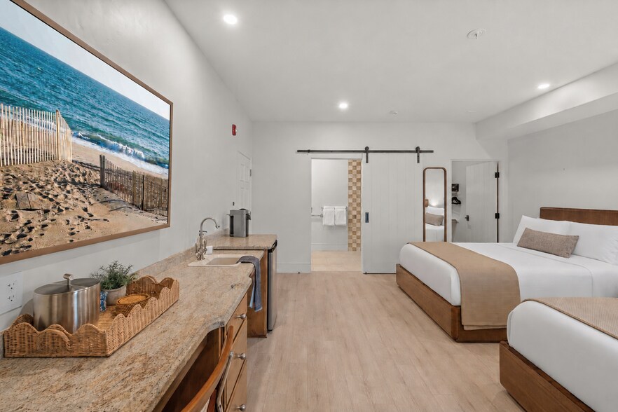 More Photos Of 21305 E Cliff Dr, Santa Cruz Hotel For Sale