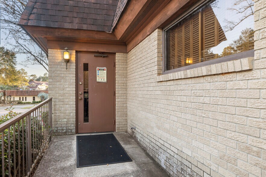 More Photos Of 1612 W Plaza Dr, Tallahassee Medical For Sale