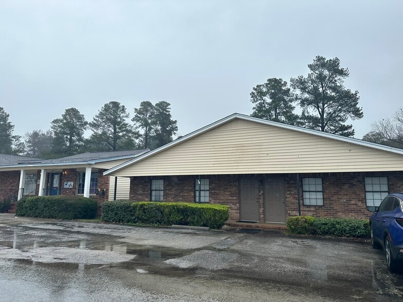 More Photos Of 3452 Peach Orchard Rd, Augusta Storefront For Lease