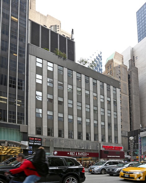 More Photos Of 1200 Avenue of the Americas, New York Office For Lease