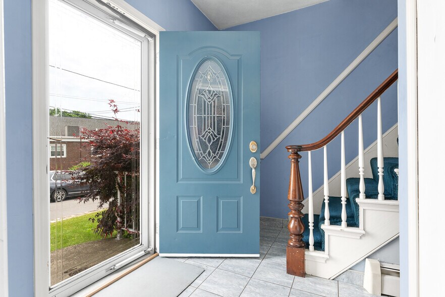 More Photos Of 27 Pike St, West Warwick Storefront Retail Residential For Sale