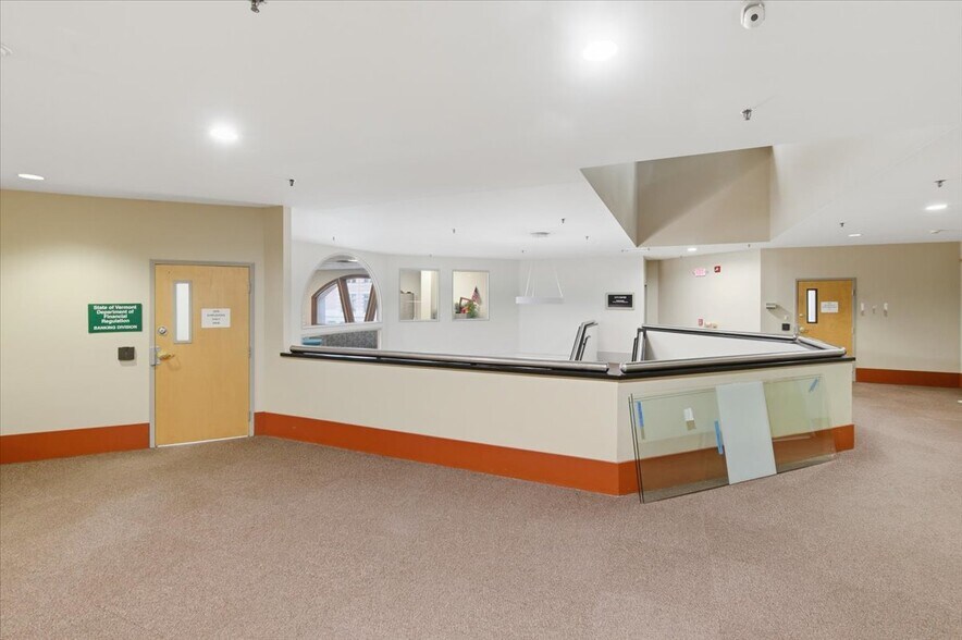 More Photos Of 89 Main St, Montpelier Medical For Sale