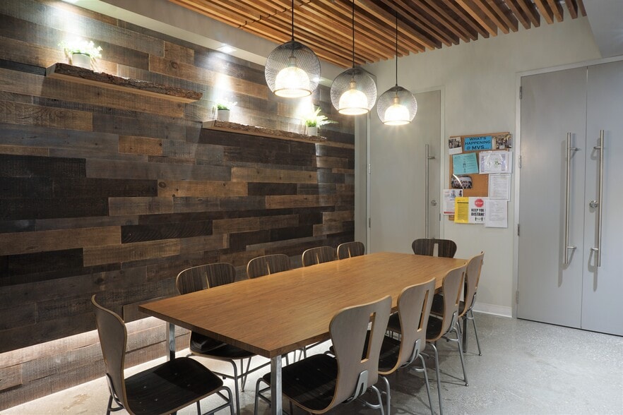 More Photos Of 150 Ferrand Dr, Toronto Unknown For Lease