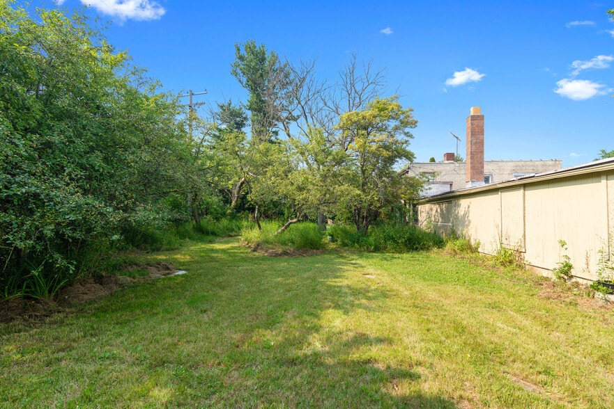 More Photos Of 3279 Emmett Rd, Emmett Multifamily For Sale