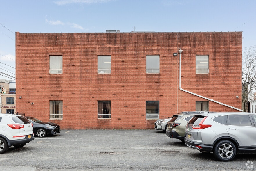 More Photos Of 77 Hudson St, Hackensack Flex For Sale