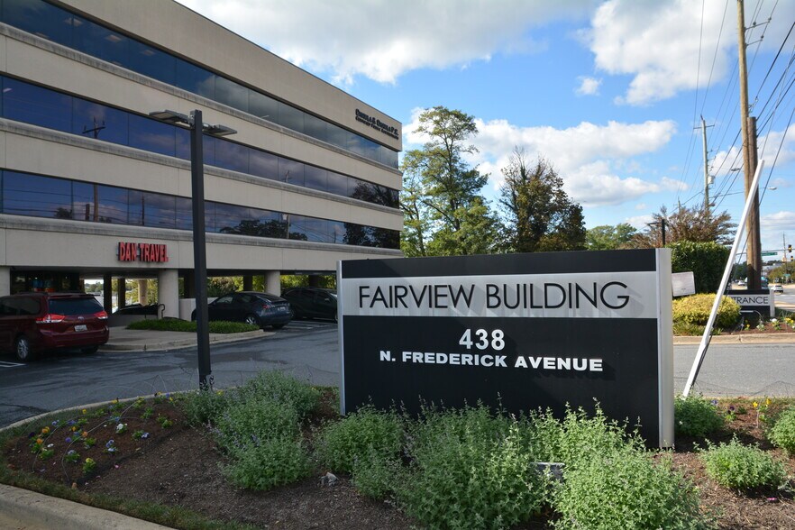 More Photos Of 438 N Frederick Ave, Gaithersburg Medical For Sale