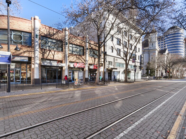 More Photos Of 1020 11th St, Sacramento Office For Lease