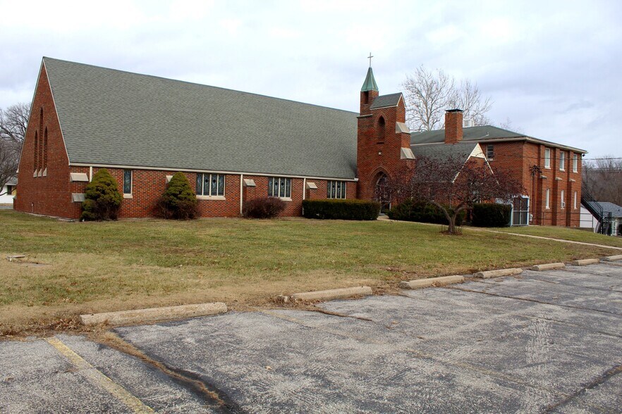 More Photos Of 12613 Grandview Rd, Grandview Religious Facility For Sale