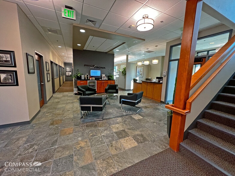 More Photos Of 2796 NW Clearwater Dr, Bend Office For Sale