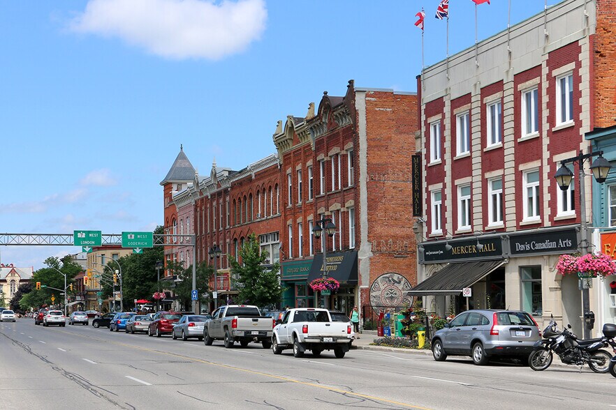 More Photos Of 136 Ontario St, Stratford Apartments For Lease