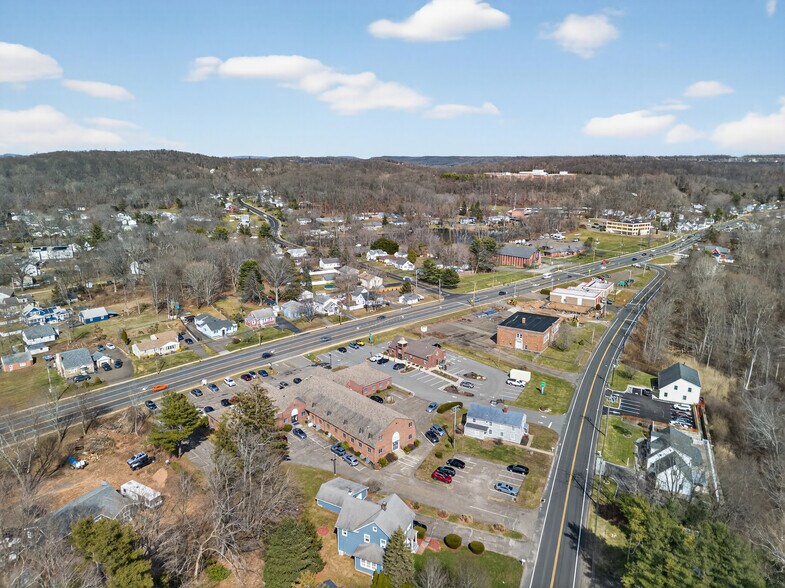 More Photos Of 444 Foxon Rd, East Haven Office For Sale