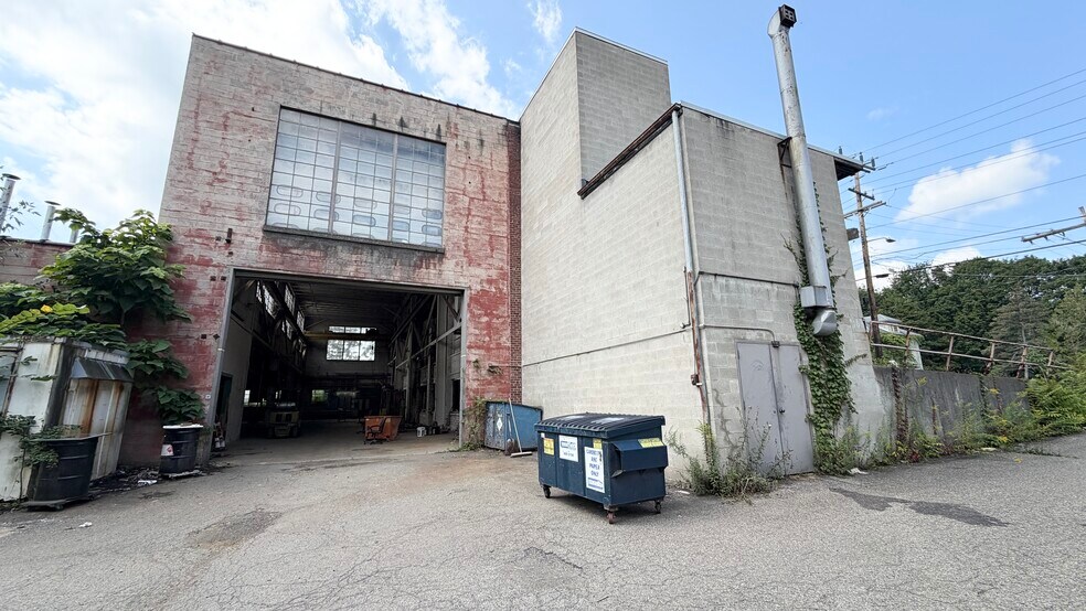More Photos Of 1300 E 2nd St, Jamestown Industrial For Sale