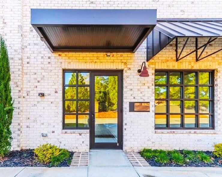 More Photos Of 6110 McFarland Station Dr, Alpharetta Office For Sale