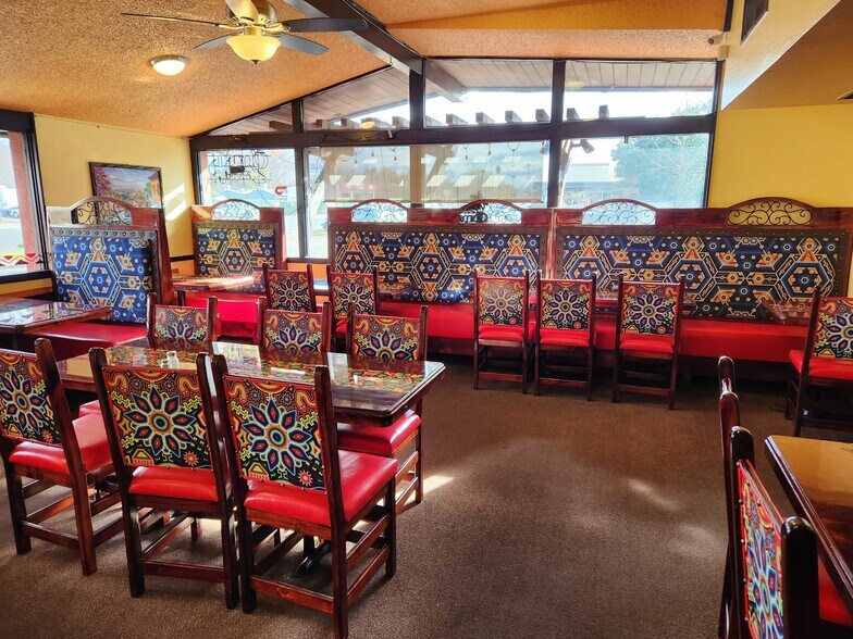 More Photos Of 2365 Esplanade Rd, Chico Restaurant For Sale