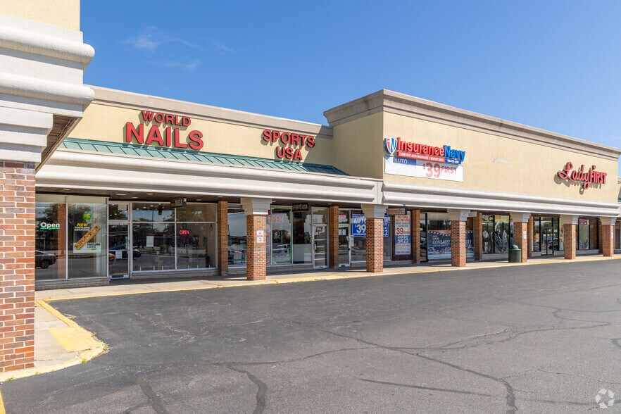 More Photos Of 77-199 W Joe Orr Rd, Chicago Heights Unknown For Lease