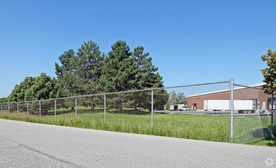 More Photos Of 121 Commander Blvd, Toronto Land For Sale