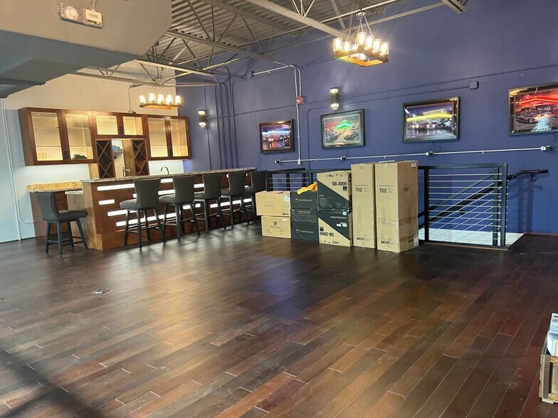More Photos Of 1200 NE 15th St, Fort Lauderdale Warehouse For Sale