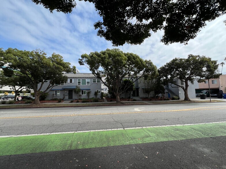 More Photos Of 1916-1930 Arizona Ave, Santa Monica Apartments For Sale