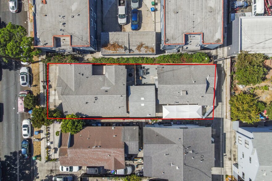 More Photos Of 932 Walnut Ave, Long Beach Specialty For Sale