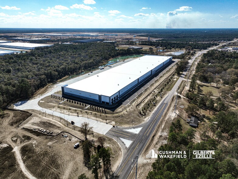 More Photos Of 11900 US-280, Ellabell Distribution For Lease