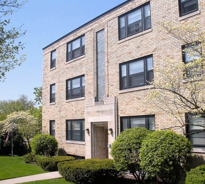 More Photos Of , Grand Rapids Multifamily For Sale