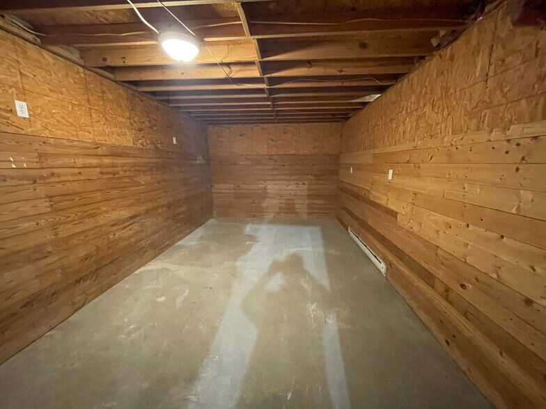 More Photos Of 3310 Fields St, Farmville Warehouse For Lease