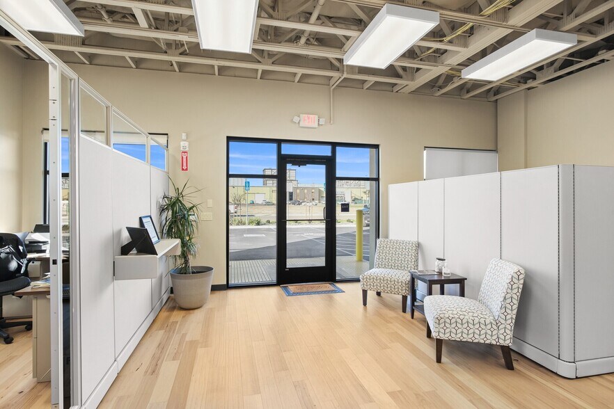 More Photos Of 3280 Liberty Square Pky, Turlock Warehouse For Lease