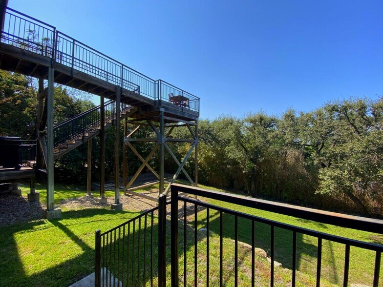 More Photos Of 16201 Dodd St, Volente Coworking Space