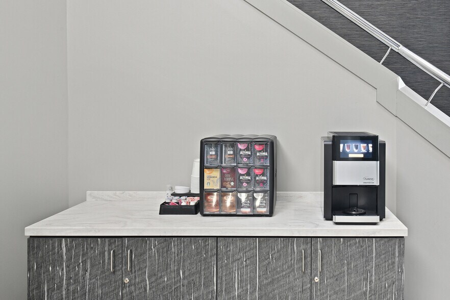 More Photos Of , Columbus Office For Sale