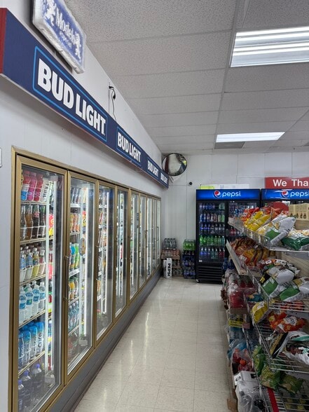 More Photos Of 1102 National Hwy, Thomasville Convenience Store For Sale