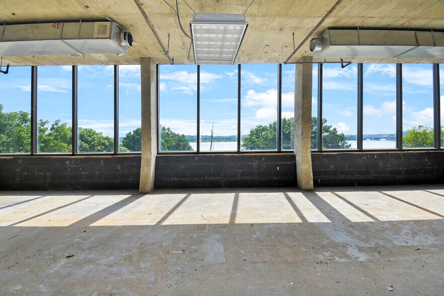 More Photos Of 110 S Union St, Alexandria Office For Sale