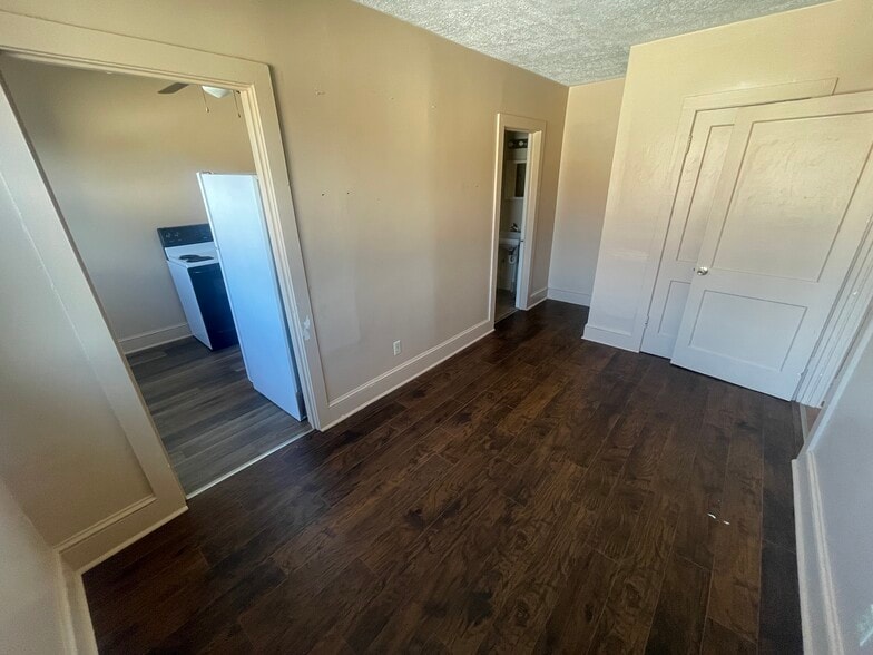 More Photos Of 201 S Main St, Gretna Apartments For Sale