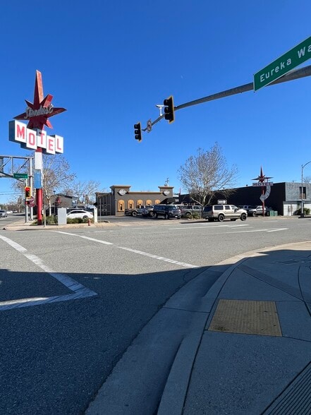 More Photos Of 1201 Market St, Redding Restaurant For Sale