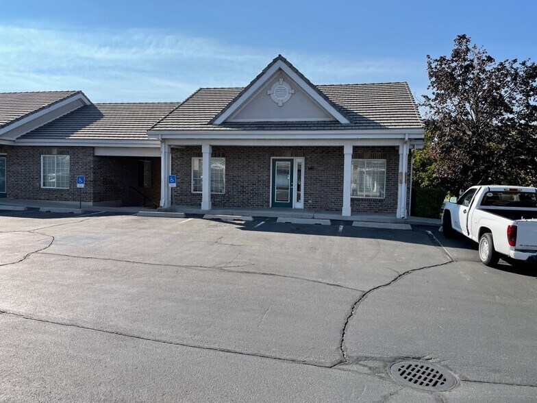 More Photos Of 194 E 860 S, Orem Office For Sale